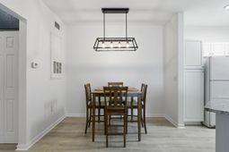 60 Fenwick Hall Allee Alley photo 4