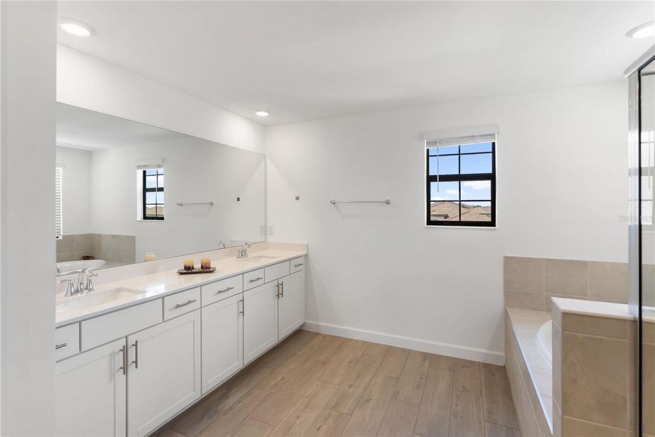 5221 Blue Crush Street, Bradenton, FL 34211 Photo