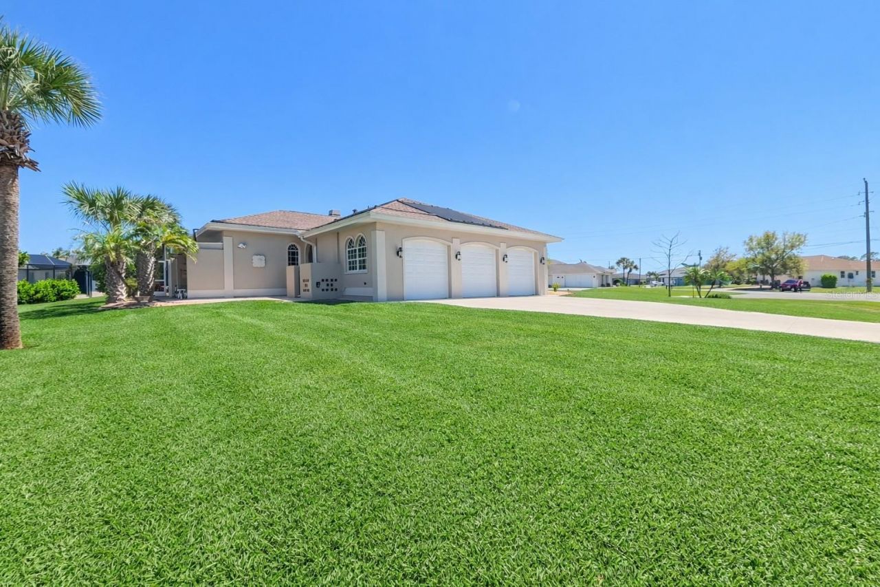 2 Long Meadow Road, Rotonda West, FL 33947 Photo