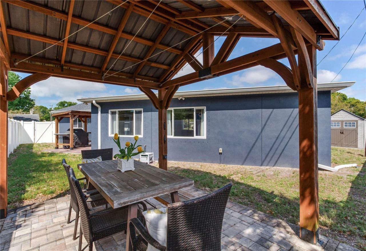 6688 30 Avenue N, Saint Petersburg, FL 33710 Photo