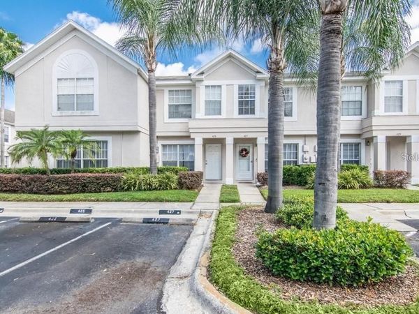 427 KENSINGTON LAKE CIRCLE , BRANDON, FL 33511