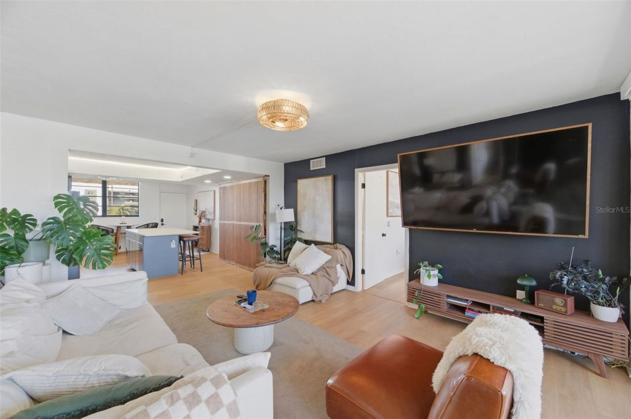 19701 Gulf Boulevard, Unit 423, Indian Shores, FL 33785 Photo