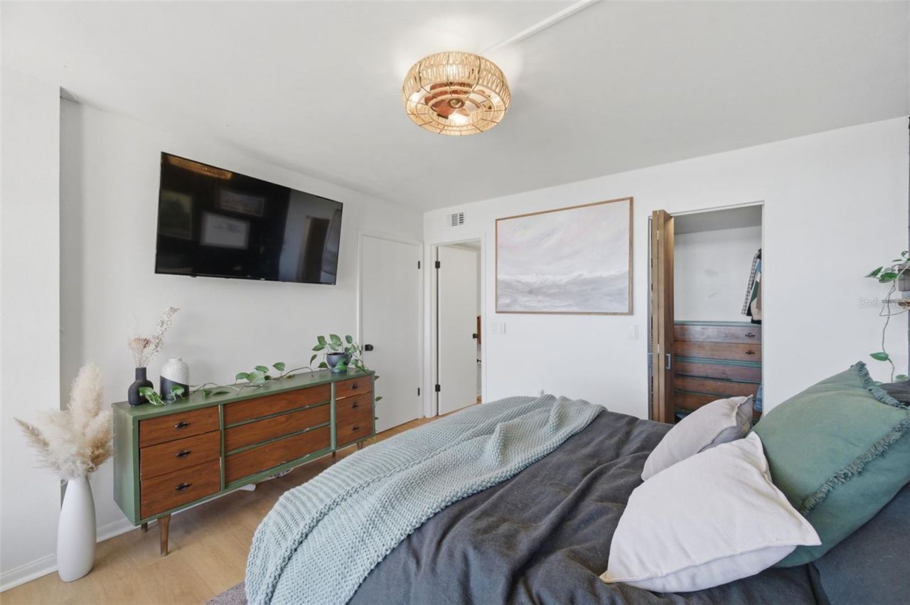 19701 Gulf Boulevard, Unit 423, Indian Shores, FL 33785 Photo