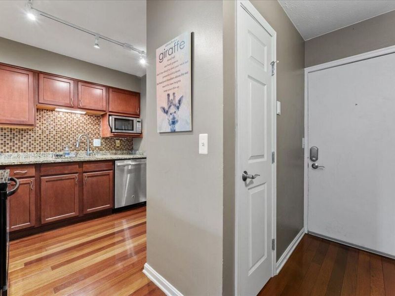 102 Winding Way, Unit A, Covington, KY 41011 Photo 14