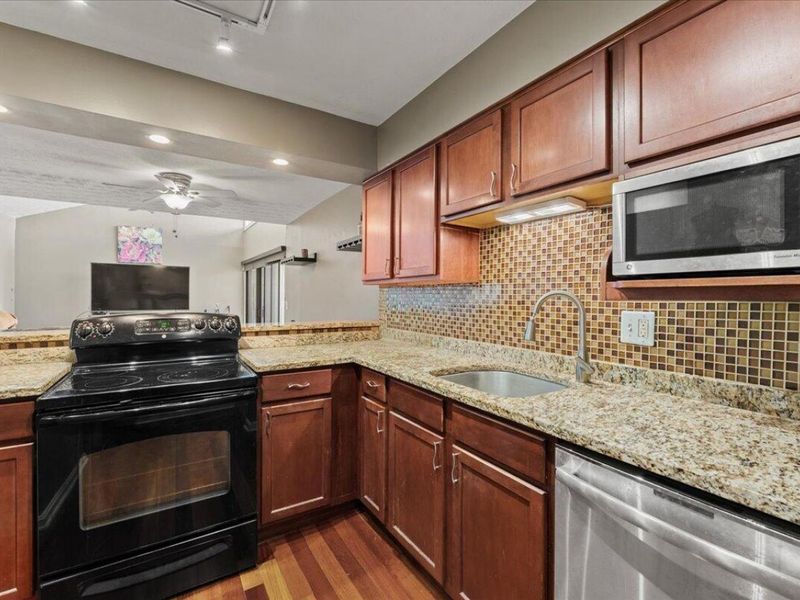 102 Winding Way, Unit A, Covington, KY 41011 Photo 16