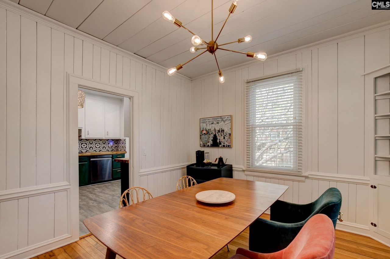 3715 Margrave Road  Photo 13