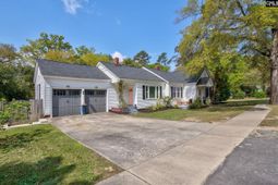 3715 Margrave Road  photo 4