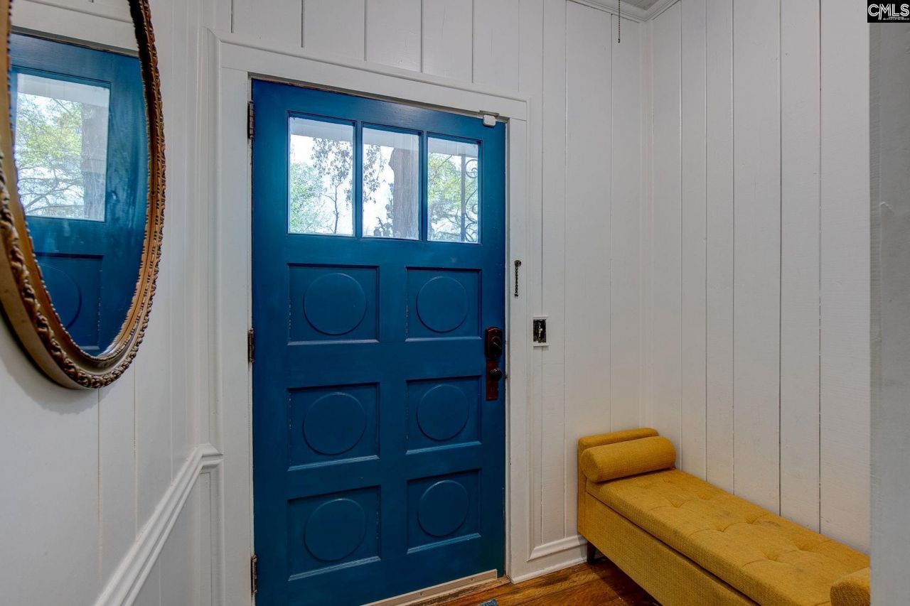 3715 Margrave Road  Photo 6