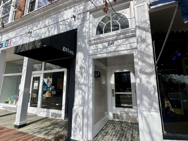 88 Main , New Canaan, CT 06840