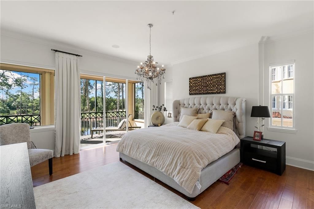 2642 Bolero Dr, Unit 5-2, Naples, FL 34109 Photo