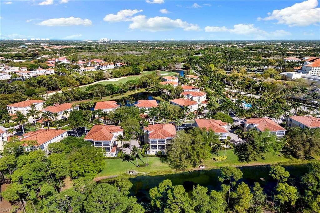 2642 Bolero Dr, Unit 5-2, Naples, FL 34109 Photo