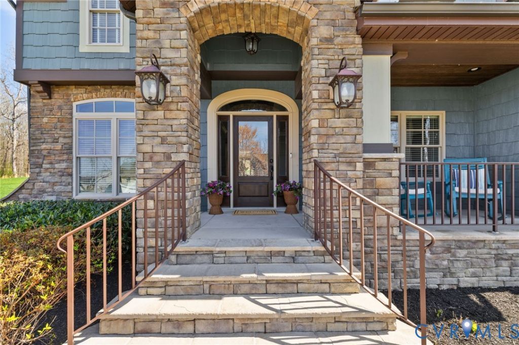 7831 Rock Cress Drive Moseley, VA 23120