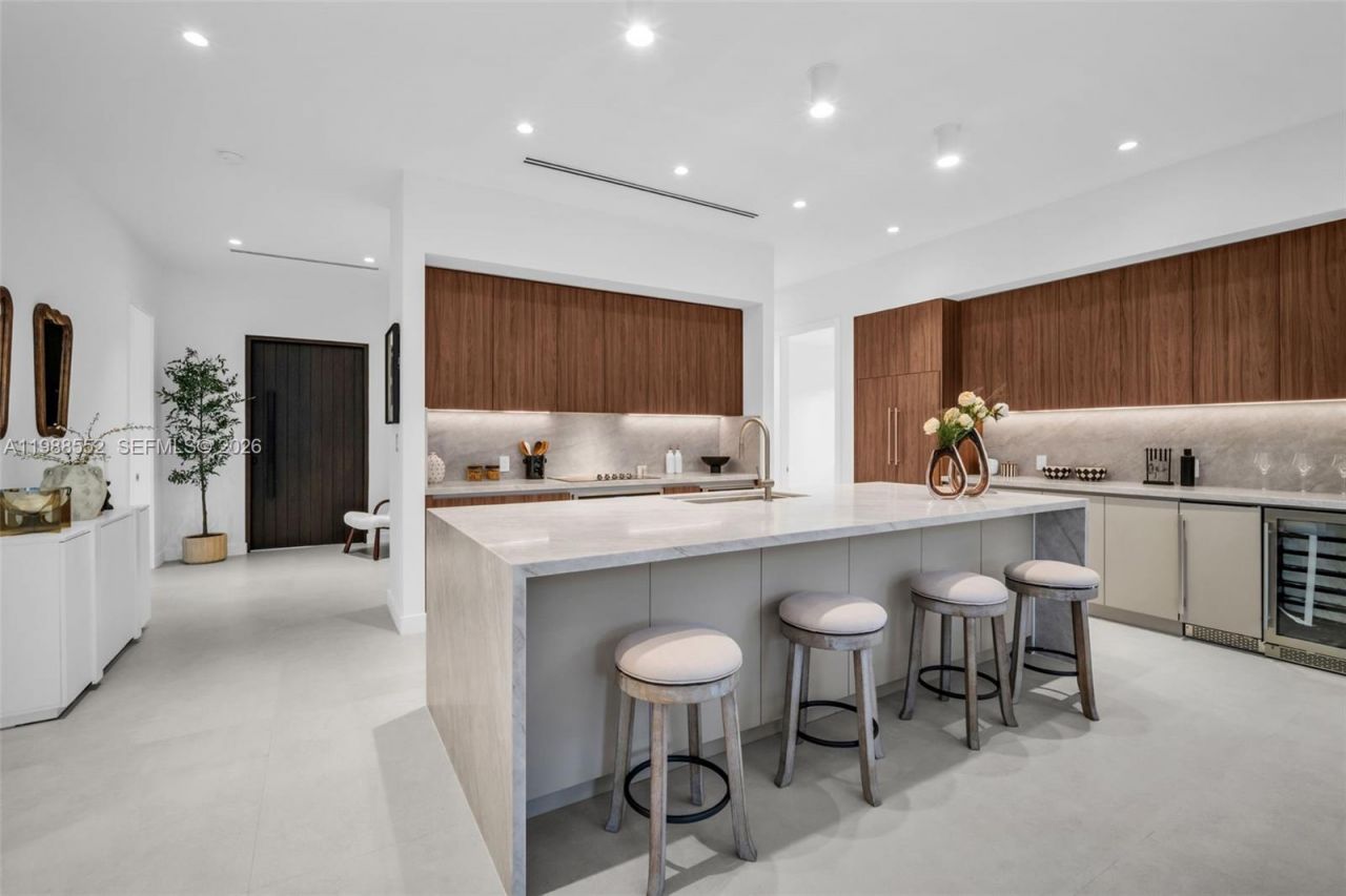 89 NE 106th St , Miami Shores, FL 33138 Photo