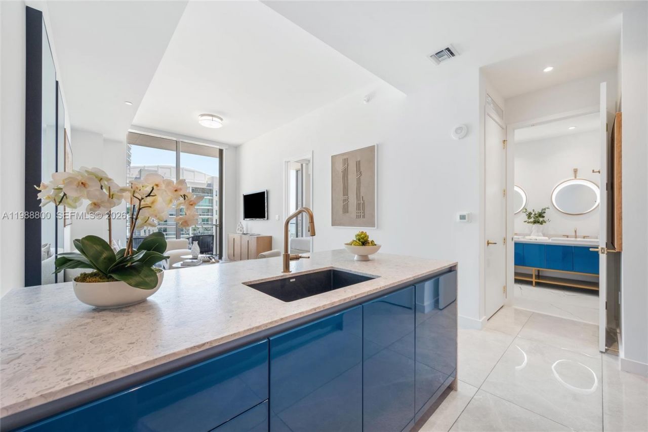 2655 S Bayshore Dr, Unit 1608, Miami, FL 33133 Photo