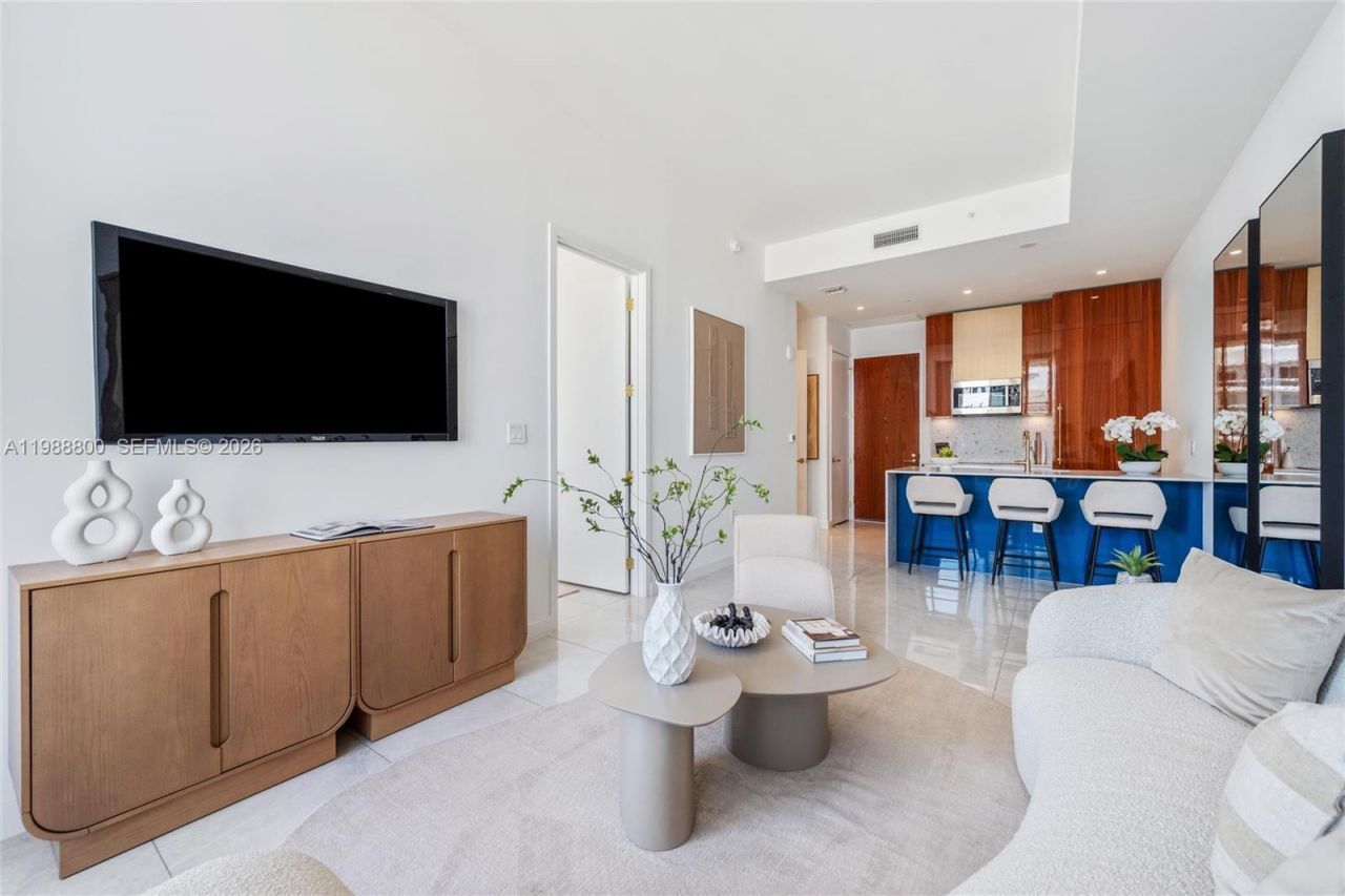 2655 S Bayshore Dr, Unit 1608, Miami, FL 33133 Photo