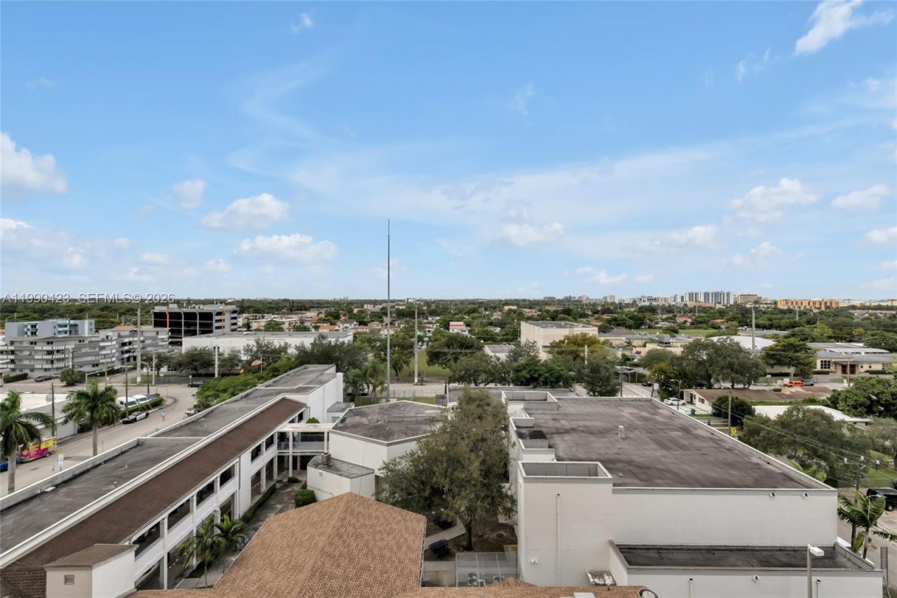 4242 NW 2nd St , Unit 807, Miami, FL 33126 Photo