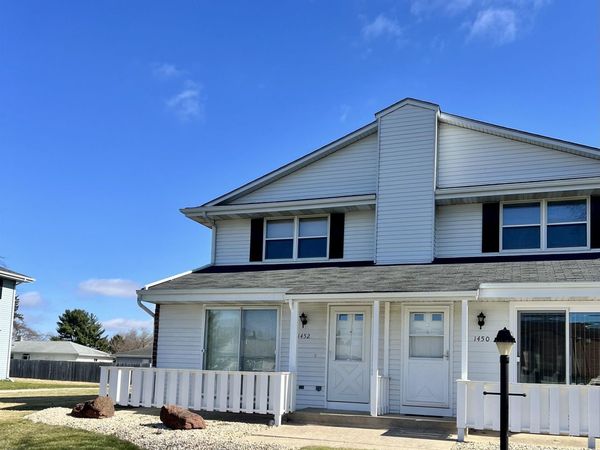 1452 Canyon Drive Drive, Unit 15, Janesville, WI 53546