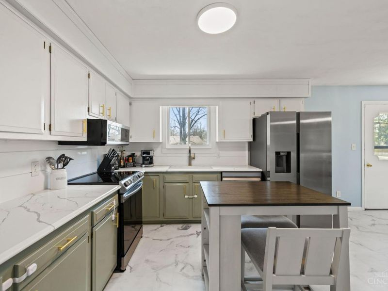 215 Lindell Drive, Germantown, OH 45327 Photo 5