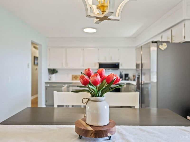 215 Lindell Drive, Germantown, OH 45327 Photo 9