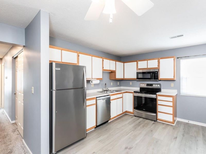 8790 Carrousel Park Circle, Unit 141, Colerain Township, OH 45251 Photo 10