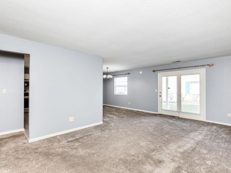 8790 Carrousel Park Circle, Unit 141, Colerain Township, OH 45251 Photo 3