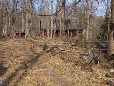 1081 Stoney Way, Bedford, VA 24523