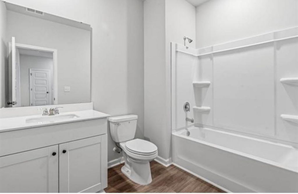 508 Southwind Way Photo 6