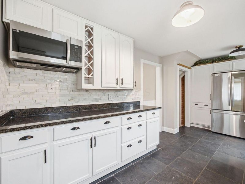 629 Eastmoor Boulevard, Columbus, OH 43209 Photo 10