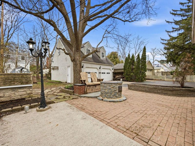 629 Eastmoor Boulevard, Columbus, OH 43209 Photo 25