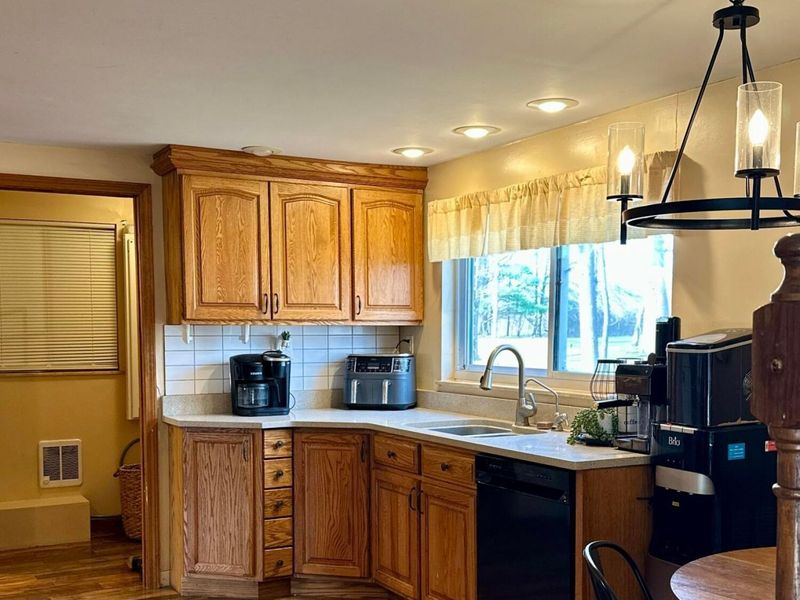 3366 Stephenie Drive, Bucyrus, OH 44820 Photo 6