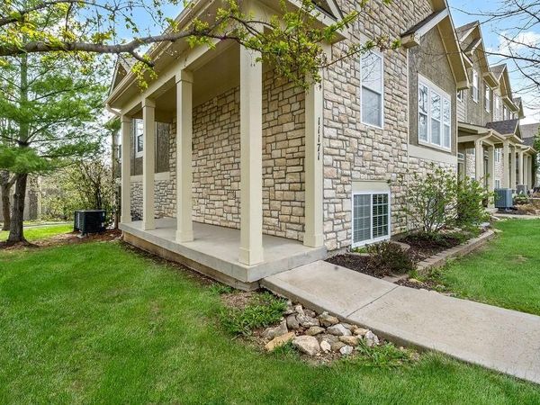 11171 S Woodsonia Drive, Olathe, KS 66061