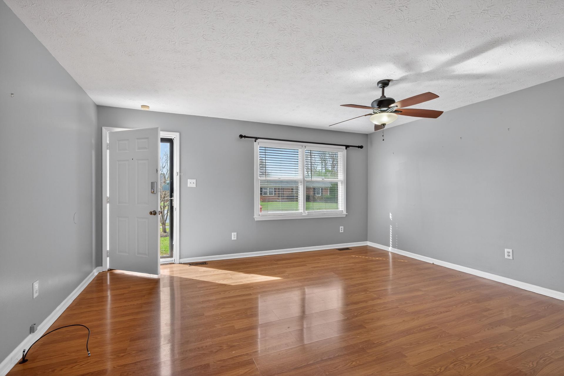 601 Edgewood Drive, Nicholasville, KY 40356 Main Photo