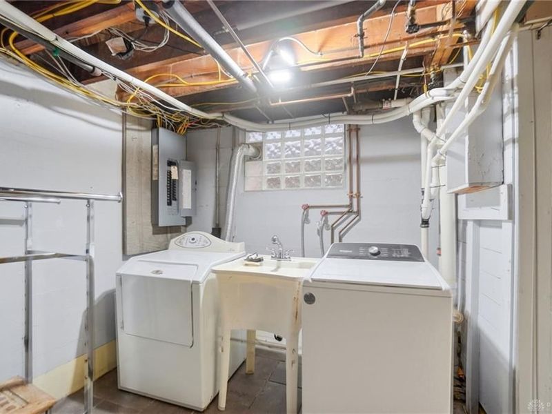 565 Shroyer Road, Dayton, OH 45419 Photo 32