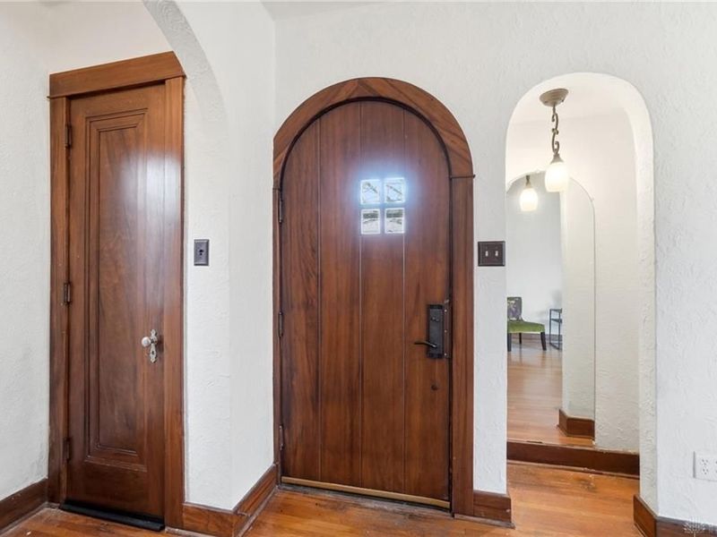 565 Shroyer Road, Dayton, OH 45419 Photo 9