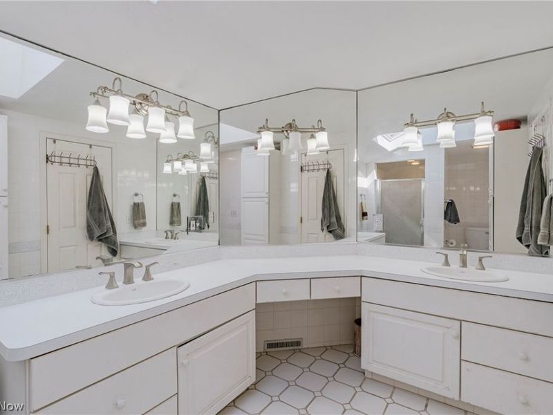 26301 Annesley Road, Beachwood, OH 44122 Photo 14