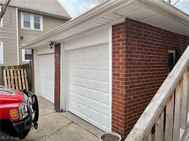 3284 West Boulevard, Cleveland, OH 44111 Photo 2