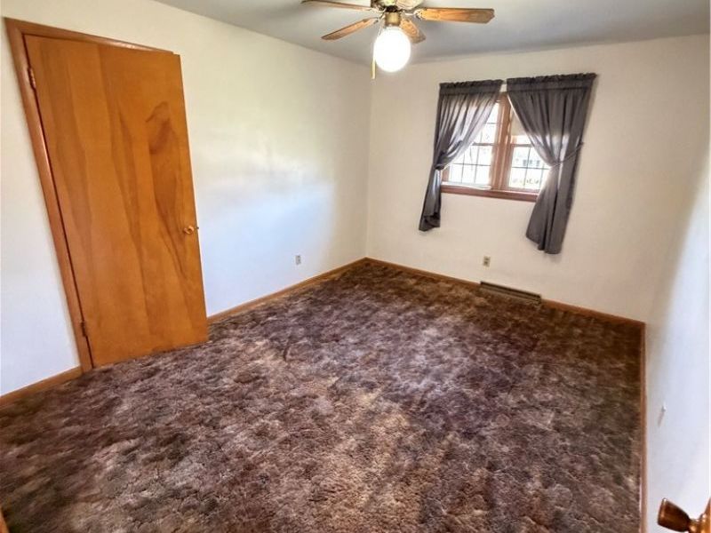 8615 Chesterton Drive, Poland, OH 44514 Photo 10