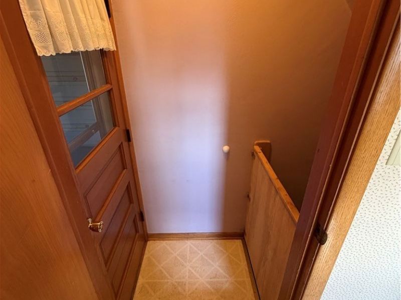 8615 Chesterton Drive, Poland, OH 44514 Photo 16