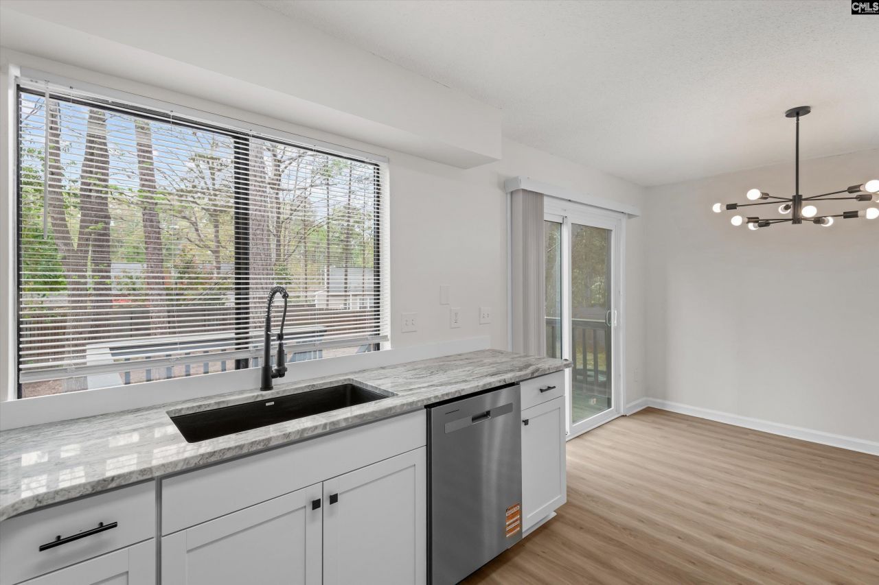 1 Pioneers Point Court  Photo 10