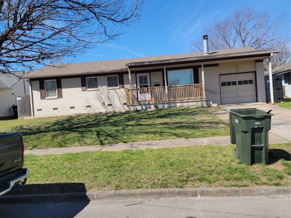 129 Granada Drive , Mannford, OK 74044