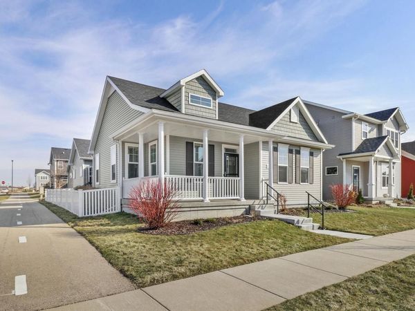 1203 Twisted Branch Way, Sun Prairie, WI 53590