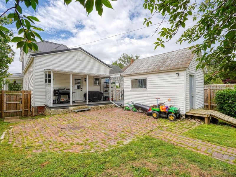 12 W South Street , Jackson, OH 45640 Photo 15