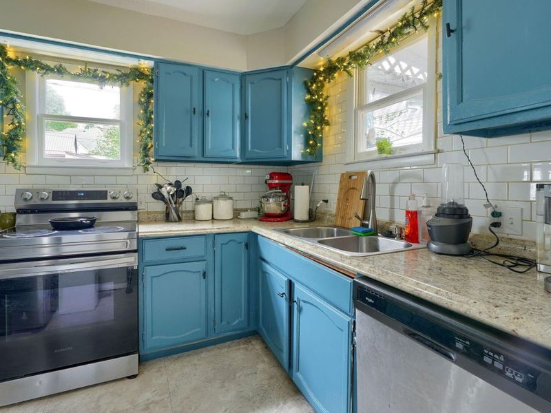 12 W South Street , Jackson, OH 45640 Photo 43