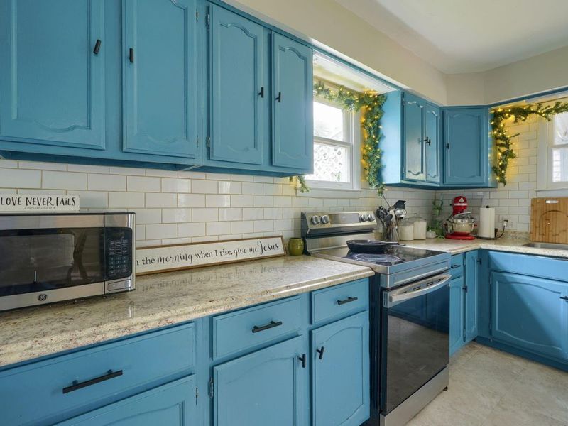 12 W South Street , Jackson, OH 45640 Photo 45