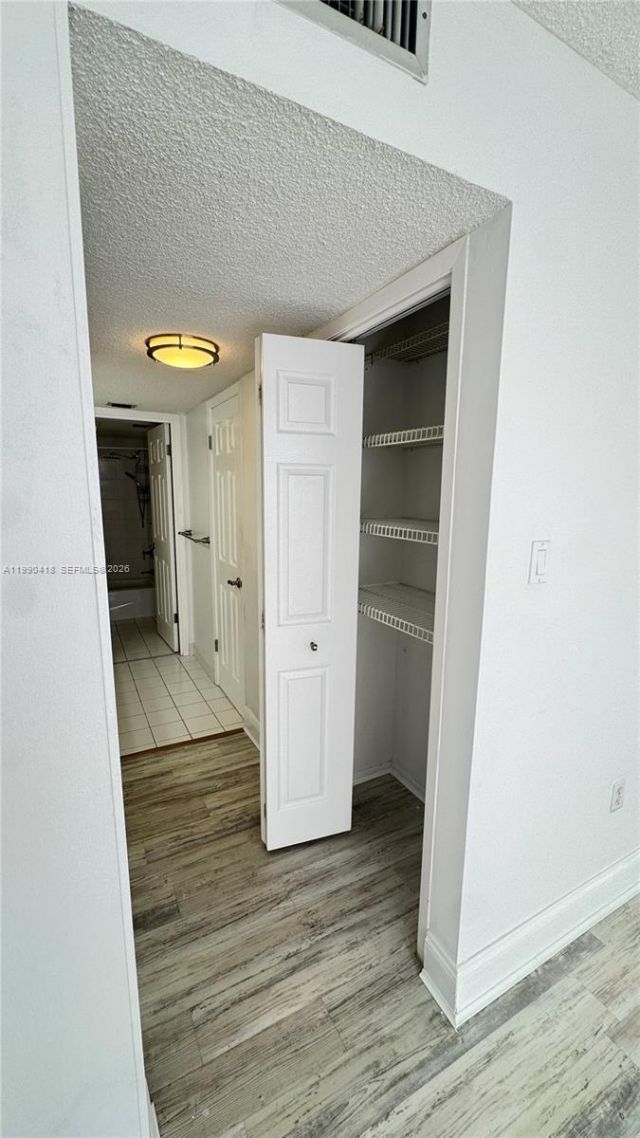 18061 Biscayne Blvd , Unit 1203, Aventura, FL 33160 Photo