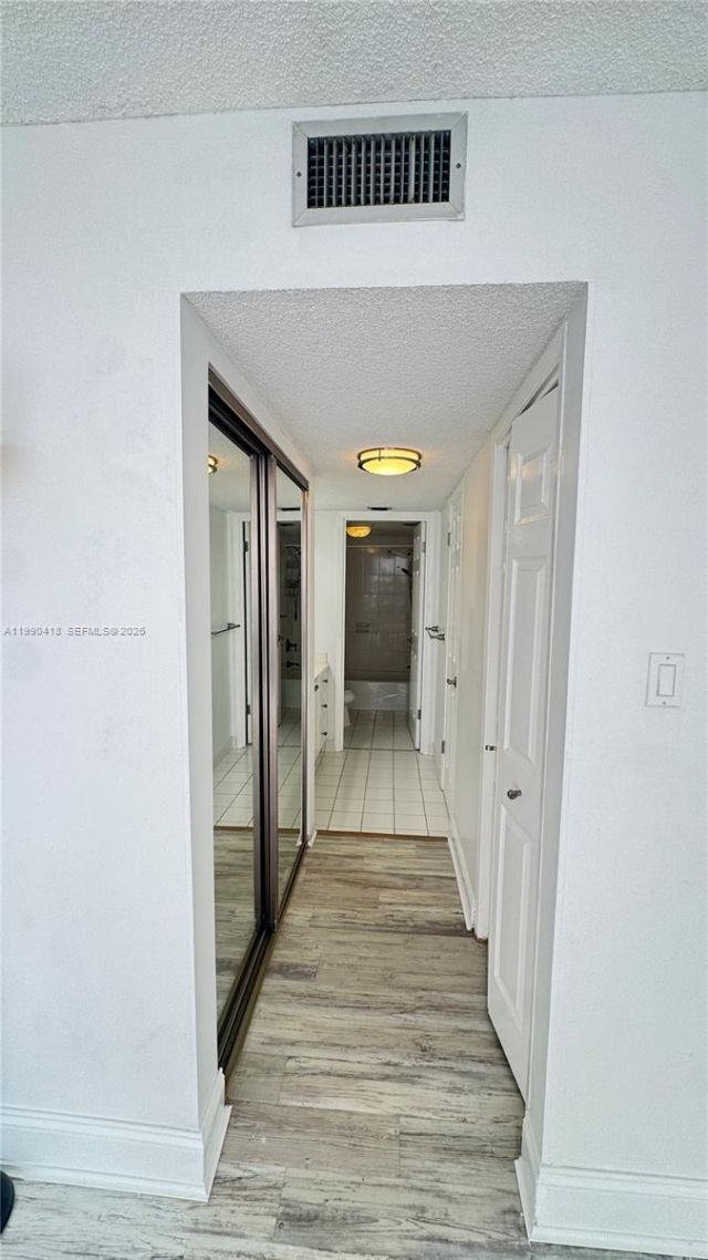 18061 Biscayne Blvd , Unit 1203, Aventura, FL 33160 Photo