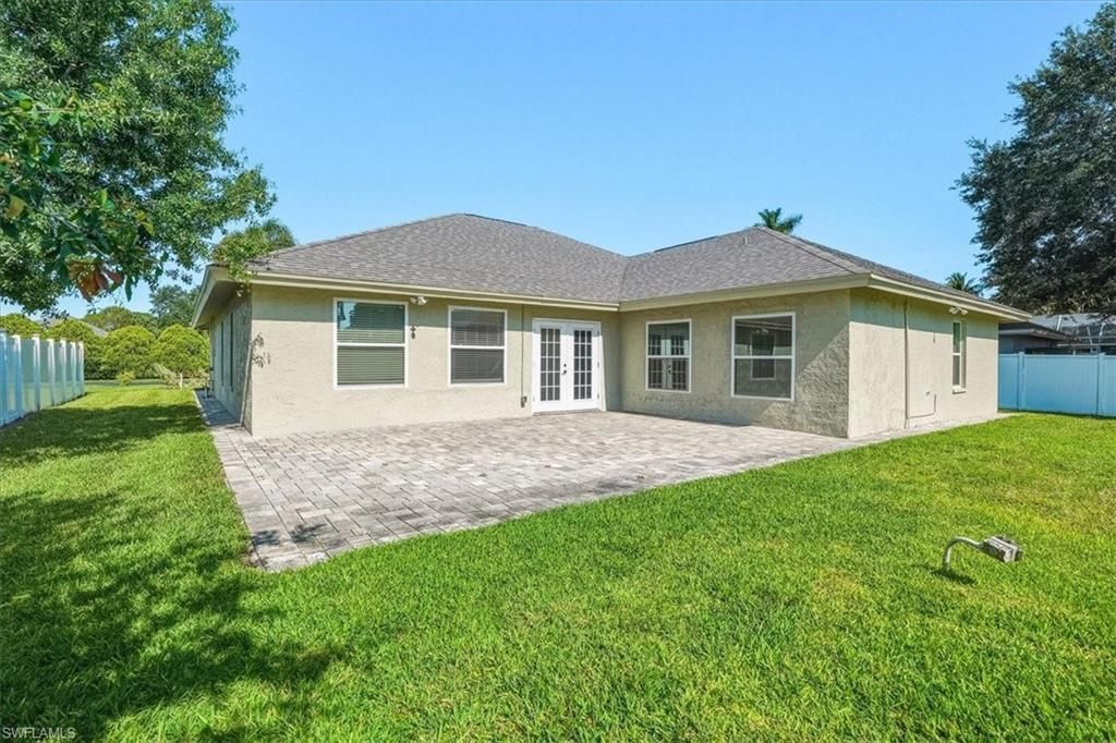 10225 Boca Cir, Naples, FL 34109 Photo