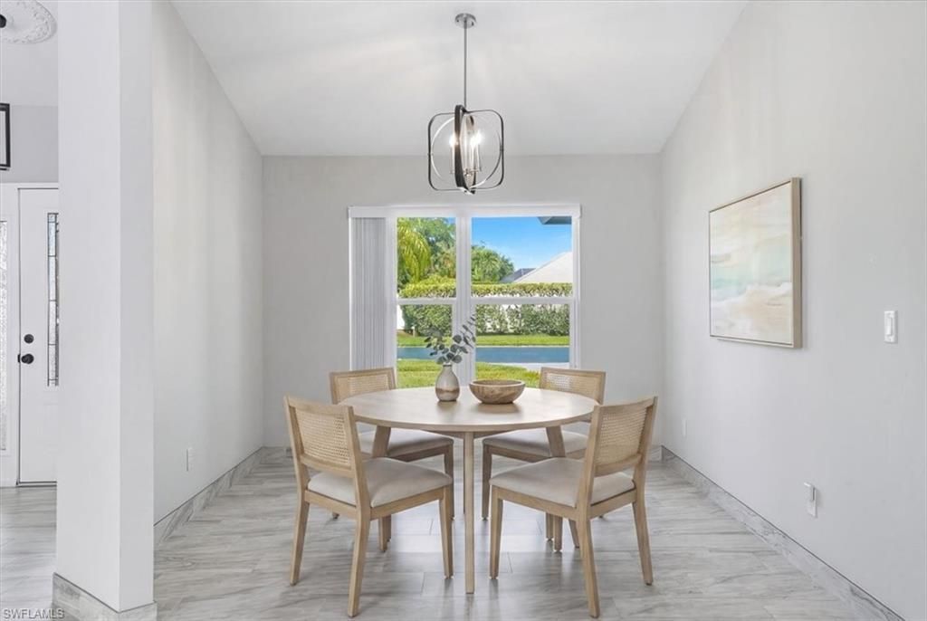 10225 Boca Cir, Naples, FL 34109 Photo