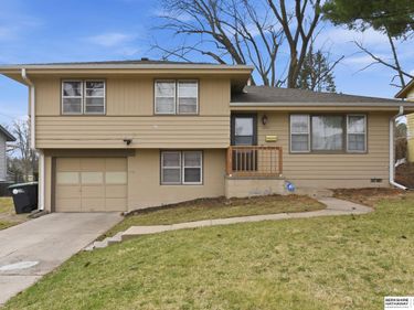 6703 Ogden Street, Omaha, NE 68104