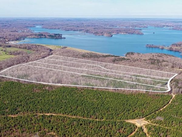 ARRITT RD, BUMPASS, VA 23024